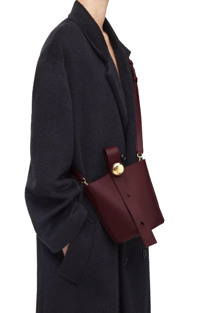 Loewe Medium Pebble bucket bag