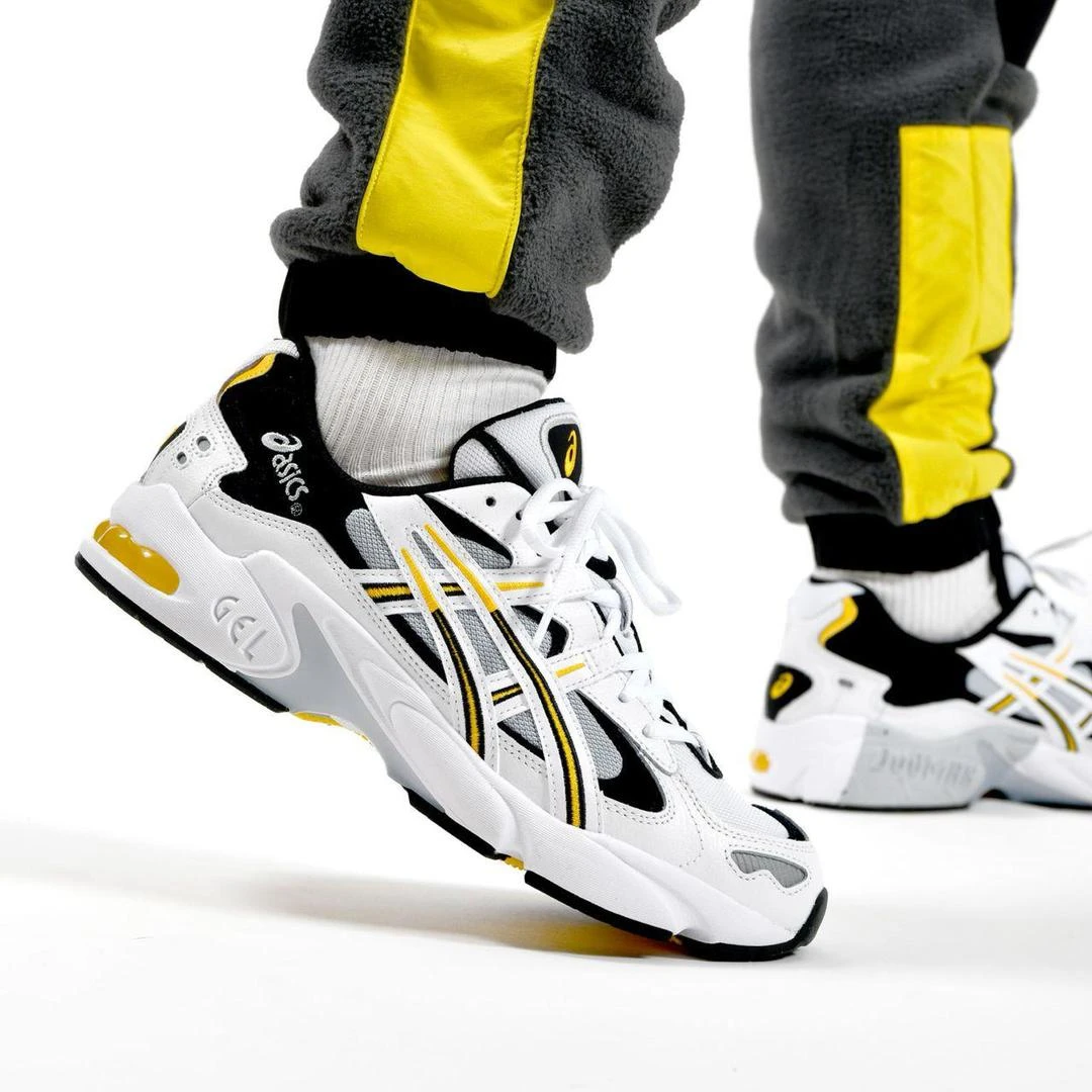 ASICS Men's Gel-Kayano 5 OG KITH - Saffron White/Saffron 1201B043 100 - Size 11.